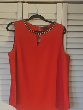 Dalia Collection Red Sleeveless Jewel-Neck Camisole
